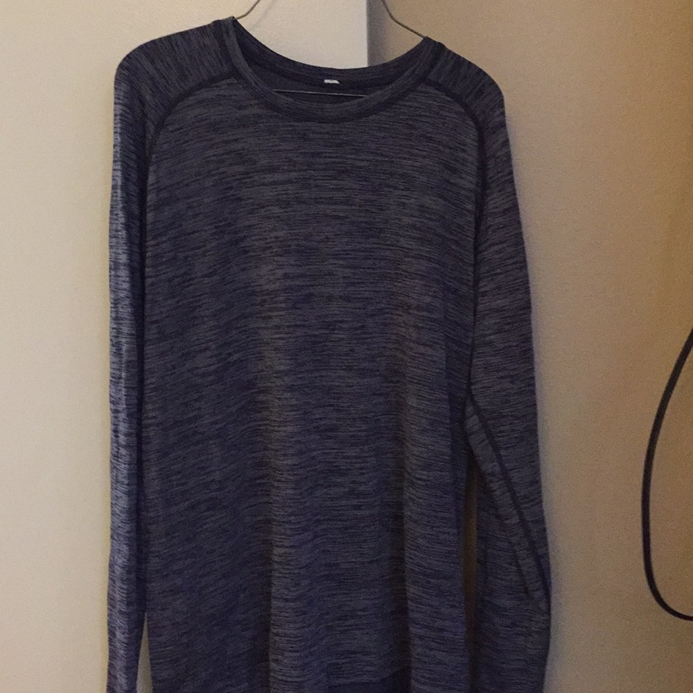 Lulu Lemon long sleeved lightweight shirt